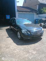 Mercedes-Benz E 200 CDI Blue  EFFICIENCY AVANTGARDE  zu verkau - Mercedes-Benz E 200: Cdi Avantgarde