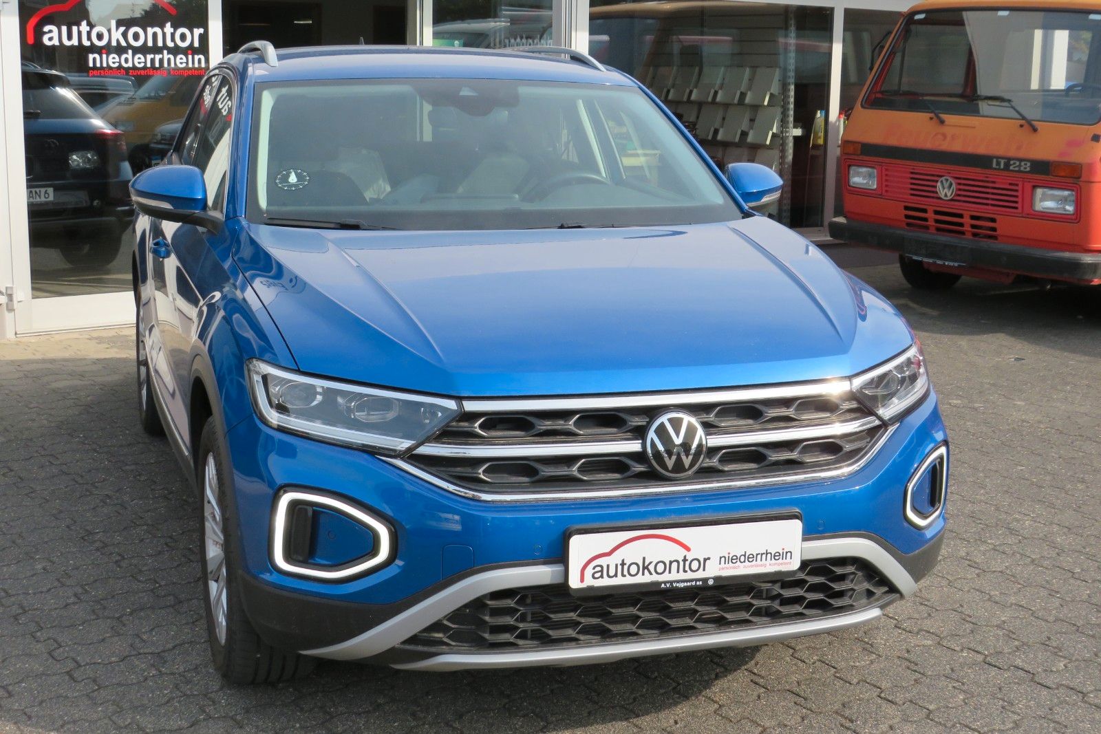 Fahrzeugabbildung Volkswagen T-Roc Style KAMERA ACC NAVI APP SITZH DIGI-COPI