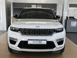 Jeep Grand Cherokee Summit Reserve Plug-In-Hybrid 4xe - Jeep Grand Cherokee: Summit Reserve