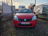 Dacia Sandero Ambiance! 1.Hand! Erst 40000km! Tüv neu! - Dacia Gebrauchtwagen von 2010