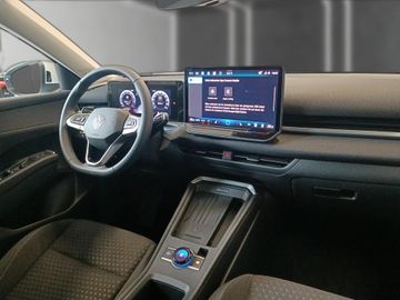 Volkswagen T-Roc - 8