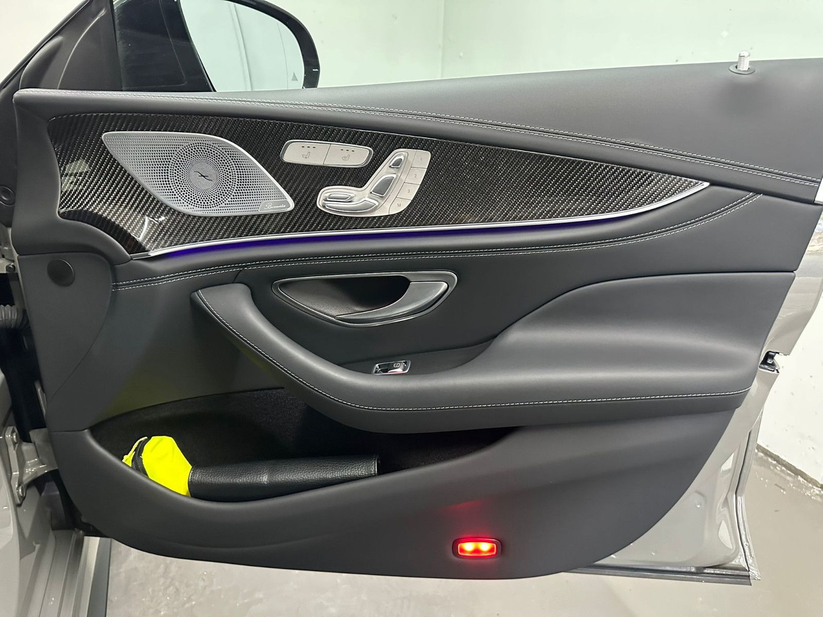 Fahrzeugabbildung Mercedes-Benz GT 63  S E Performance *AERODYNAMIK*CLASSICGRAU*