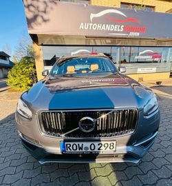 Volvo XC90 - 1