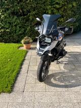 BMW R1250GS - Motorräder in Düsseldorf
