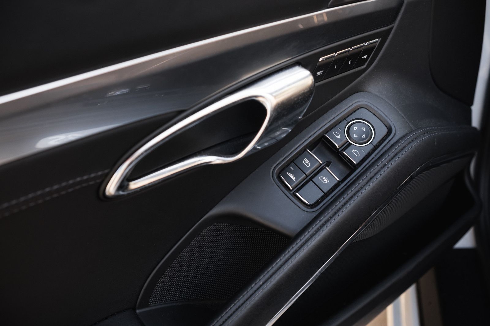 Fahrzeugabbildung Porsche 991/911 Carrera 4 S-BOSE-PDLS-PDK-Servo- Plus