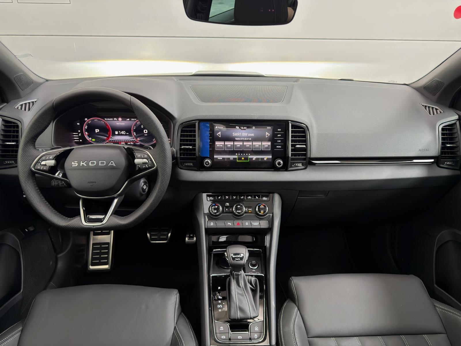 Skoda Karoq Sportline 4x4 2.0TDI#Standh.#Leder#Pano#&&