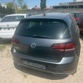 Volkswagen Golf - 4