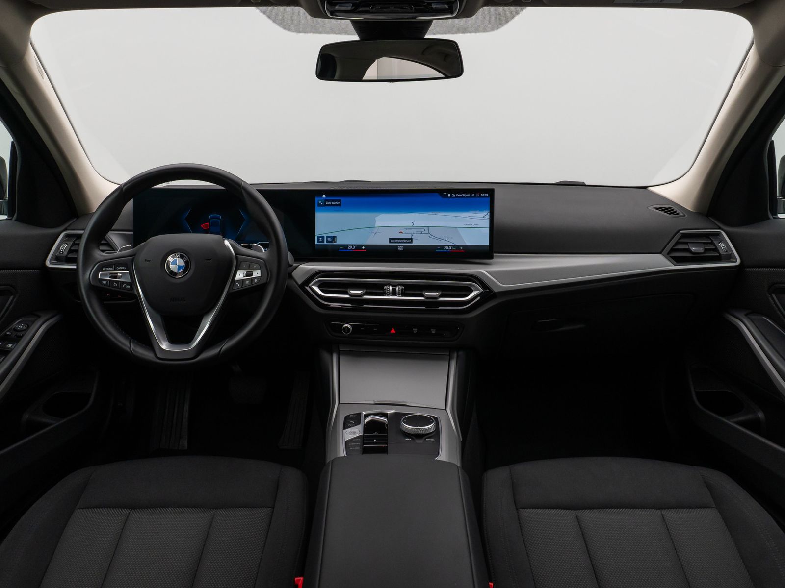 Fahrzeugabbildung BMW 318i DAB PDC Widscreen Geschwindigkeitsreg LED