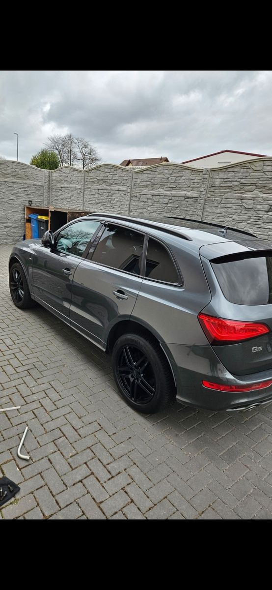 AUDI Q5 2.0 TDI  S-Line  QUATTRO PANORAMA  VOLL  