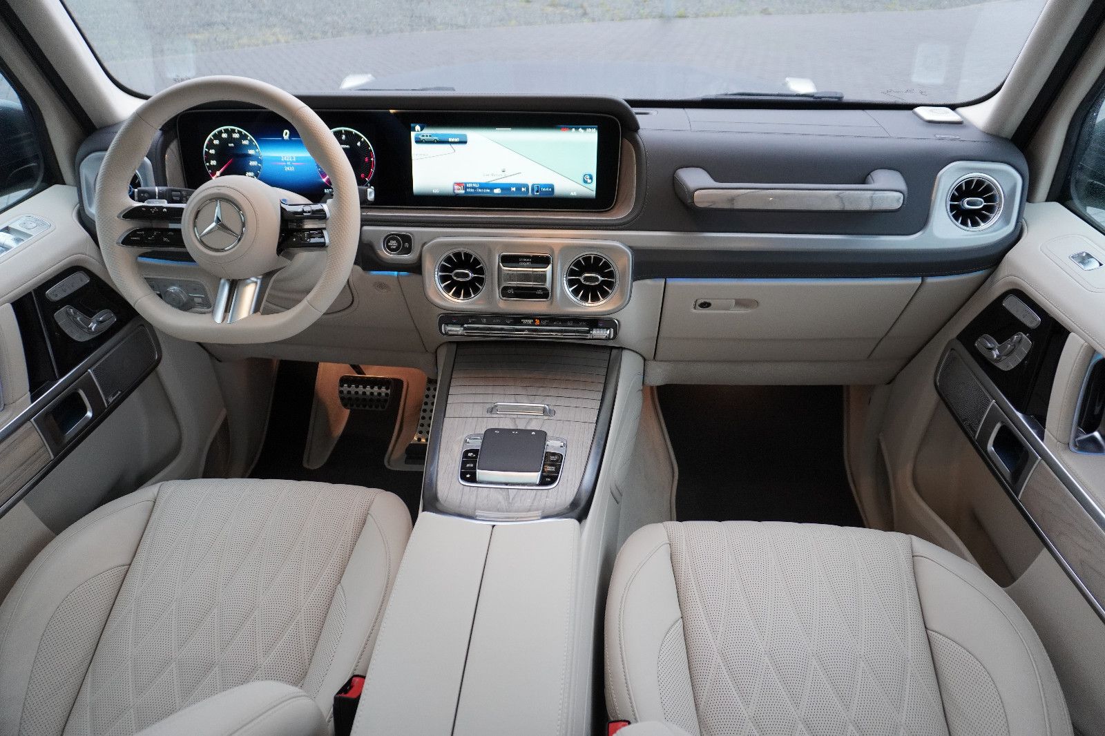 Fahrzeugabbildung Mercedes-Benz G 450 d AMG Line,Superior,