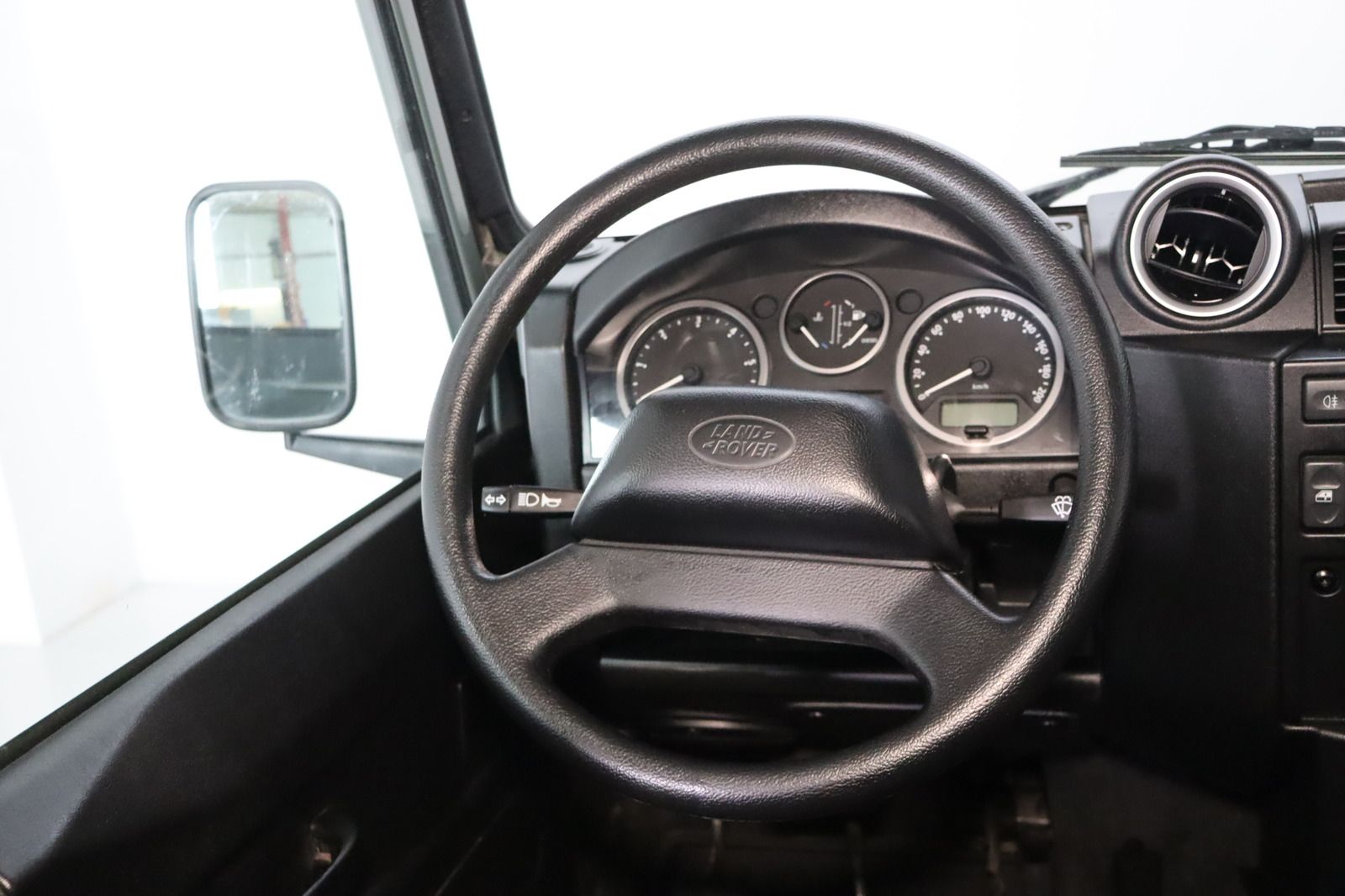 Fahrzeugabbildung Land Rover Defender 110 Station Wagon SE * AHK * Sitzhzg.