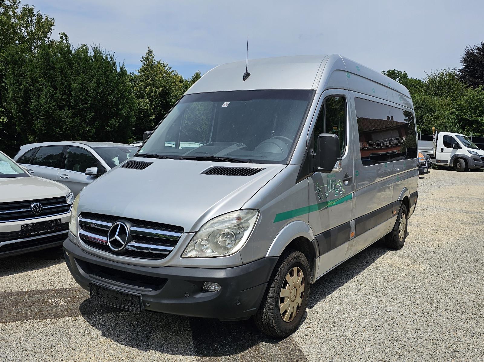 Mercedes-Benz Sprinter II Kombi 211 / 215 CDI 315 9-Sitzer AHK