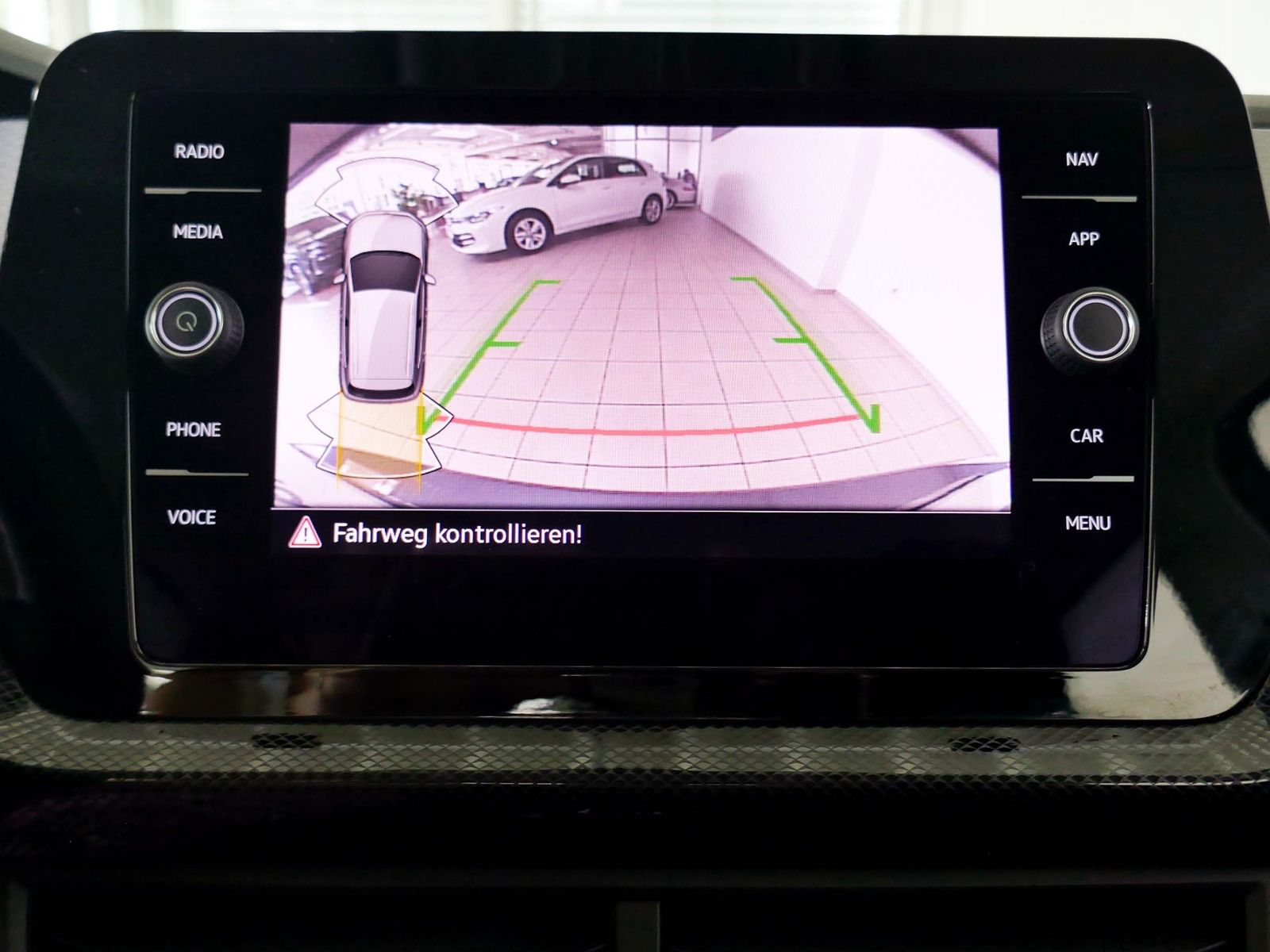 Fahrzeugabbildung Volkswagen T-Cross Life 1.0 TSI DSG | LED RFK ACC Navi DAB+