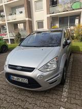 Ford S-Max  Gepflegter Familienwagen - : Familienwagen