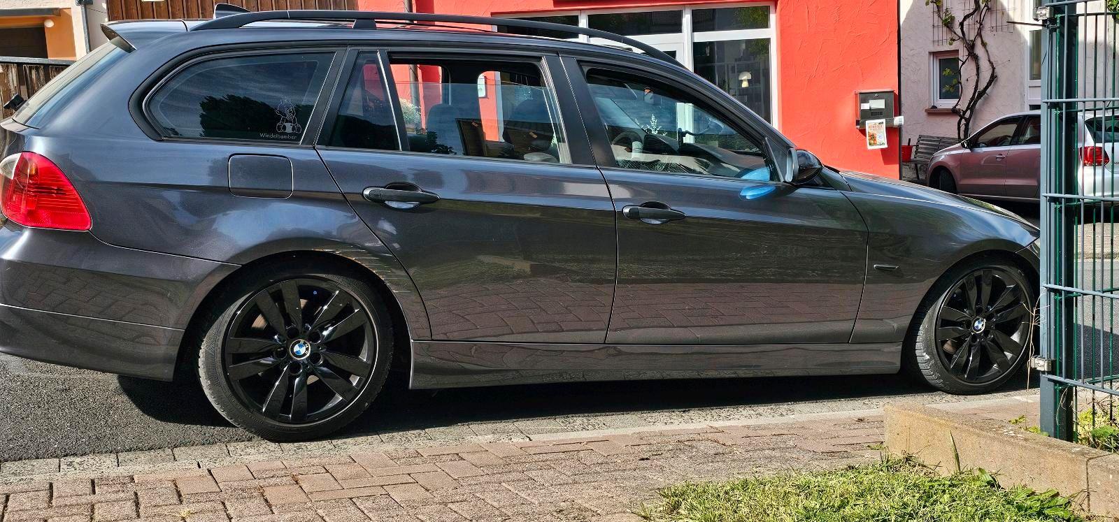 BMW 320