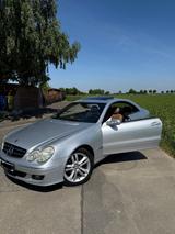 Mercedes-Benz CLK 220 cdi Bj. 2007 Standort 47877 Willich - gebrauchte Mercedes-Benz CLK 220 aus dem Jahr 2007