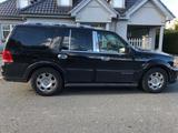 Lincoln Navigator - Lincoln aus 2005