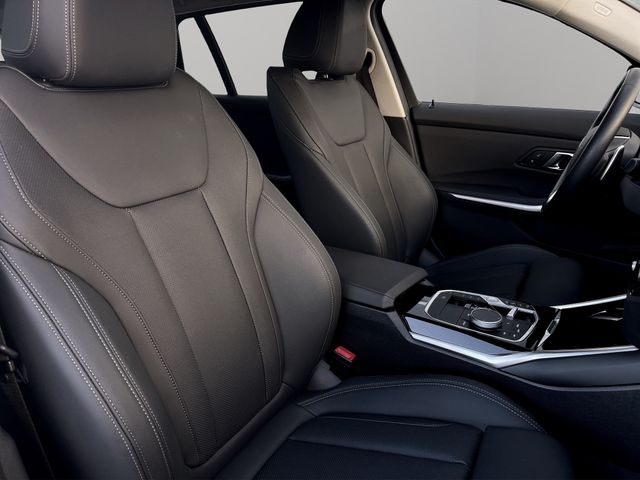 Foto Nummer 12: BMW 330e