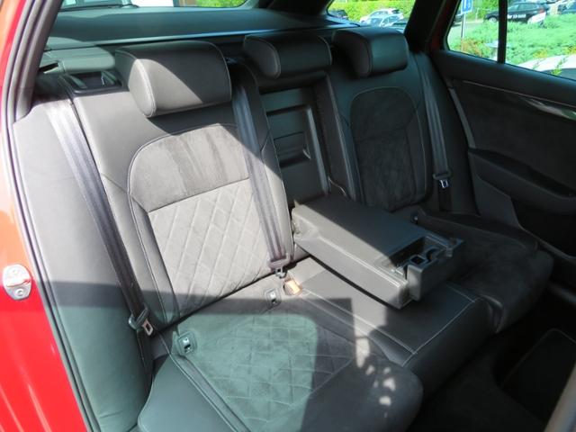 Skoda Superb Combi Sportline 1.8TSI AHK StHZ var. LB
