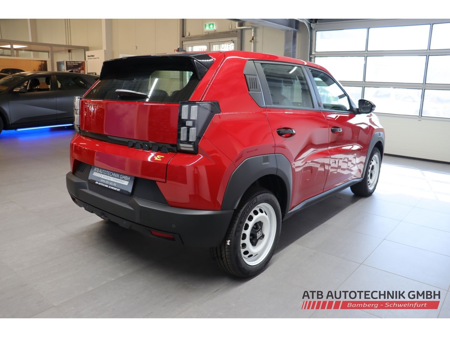 Fahrzeugabbildung Fiat Grande Panda Elektro 44kWh Batterie La Prima Win