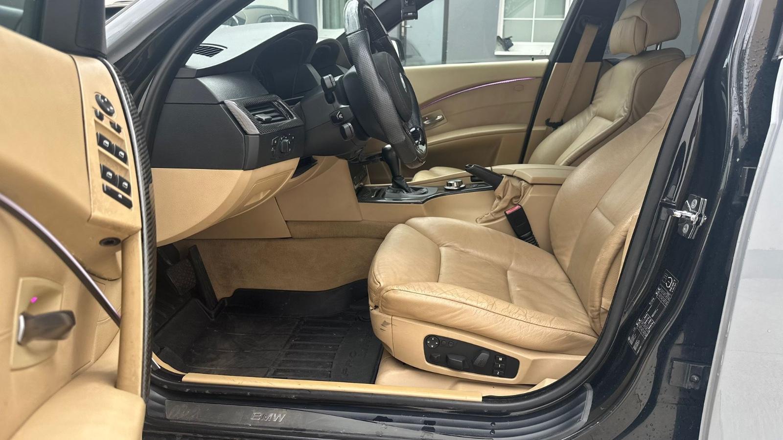 BMW 530/M-Paket/Sternenhimmel/Spotauspuff/Digitacho