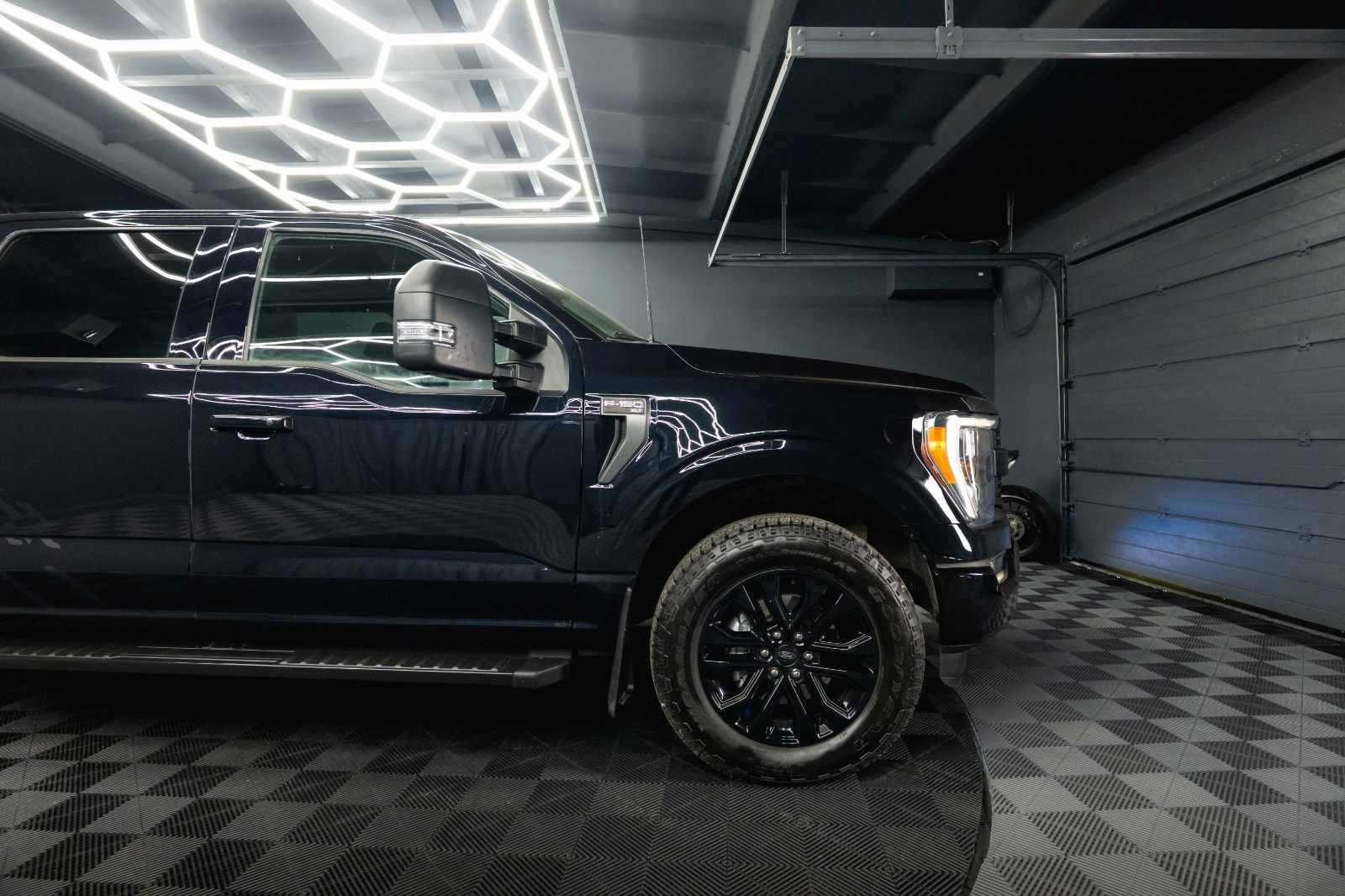 Fahrzeugabbildung Ford F150 5.0L V8 4x4 SuperCrew Longbed RAPTOR 19%