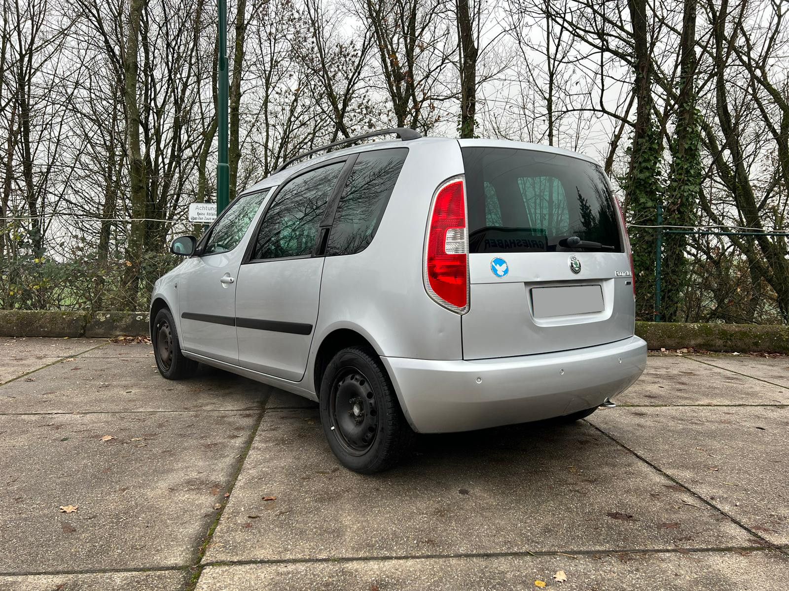SKODA Roomster Style 1.Hand AHK Klima Sitzheizung