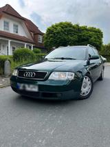 Audi A6 4B - Audi A6 aus 2000: Kombi