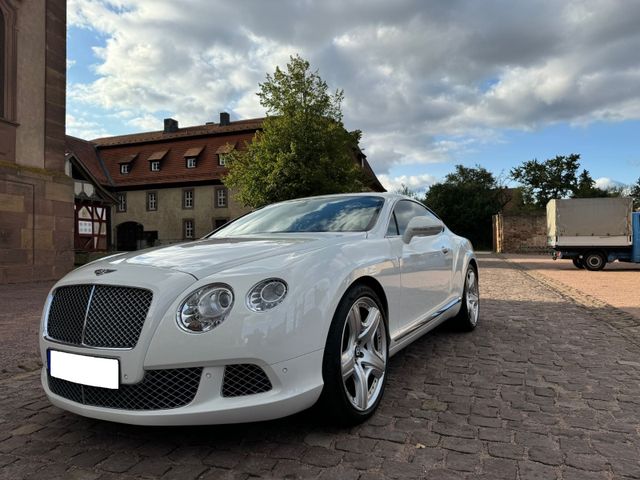 Bentley Continental GT 6.0 W12 Twin Turbo 4WD Mulliner**