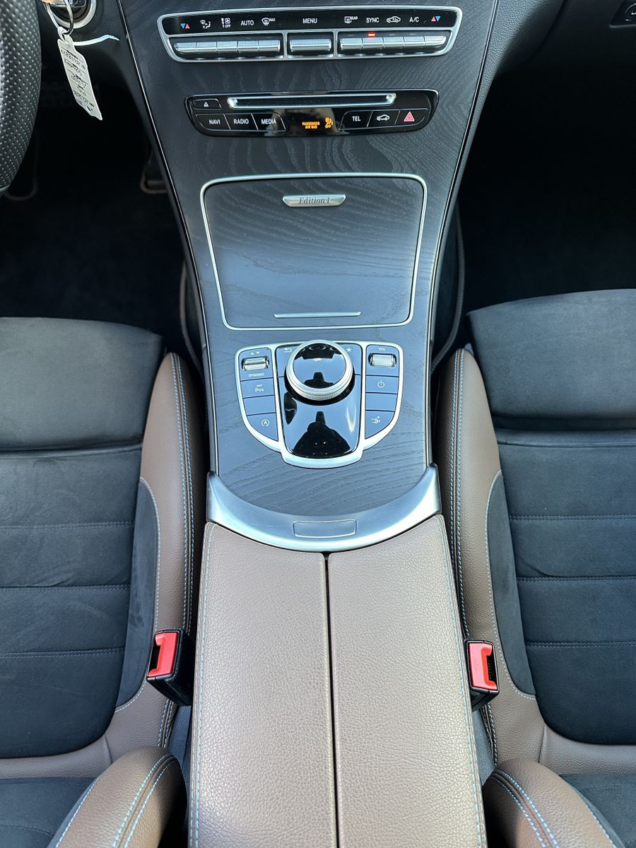Fahrzeugabbildung Mercedes-Benz C 200 Coupé Edition 1 Aut. NAV+LED+SHZ+AHK+PANO+