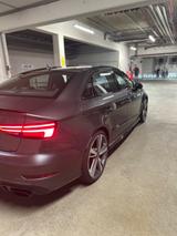 Audi RS3 Limousine 2.5 TFSI quattro | EZ 12/2017 - Audi: R12