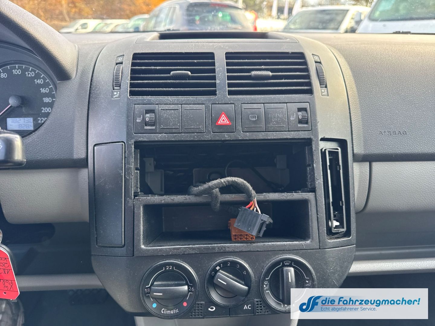 Fahrzeugabbildung Volkswagen Polo IV Comfortline *AUTOMATIK * EXPORT