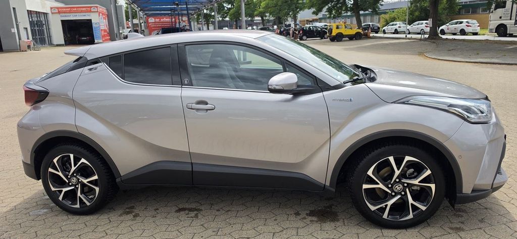 Image of Toyota C-HR
