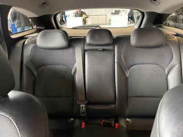Hyundai i30 cw Premium *ACC*KAMERA*NAVI*SHZ*TEM*TOUCH*