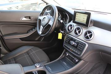 صورة 9 لـ 2014 Mercedes-BENZ GLA