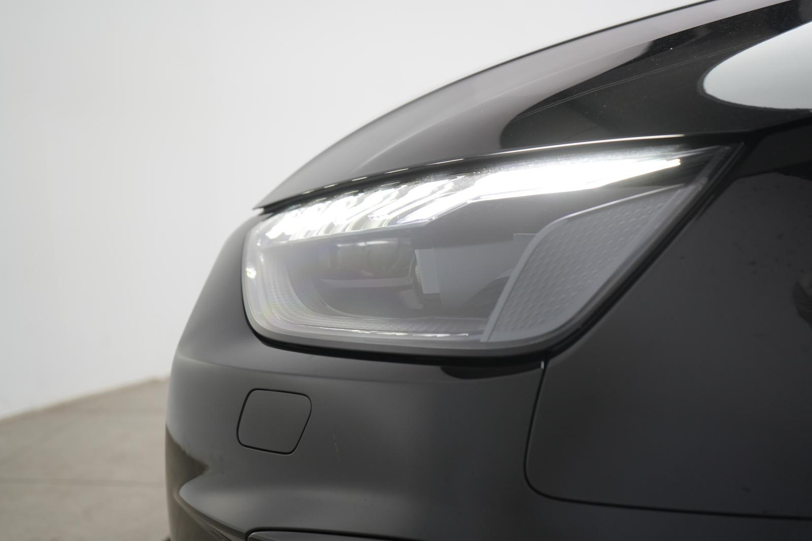 Audi A4 45 TFSI quattro S line Competition ACC Virtua foto 11