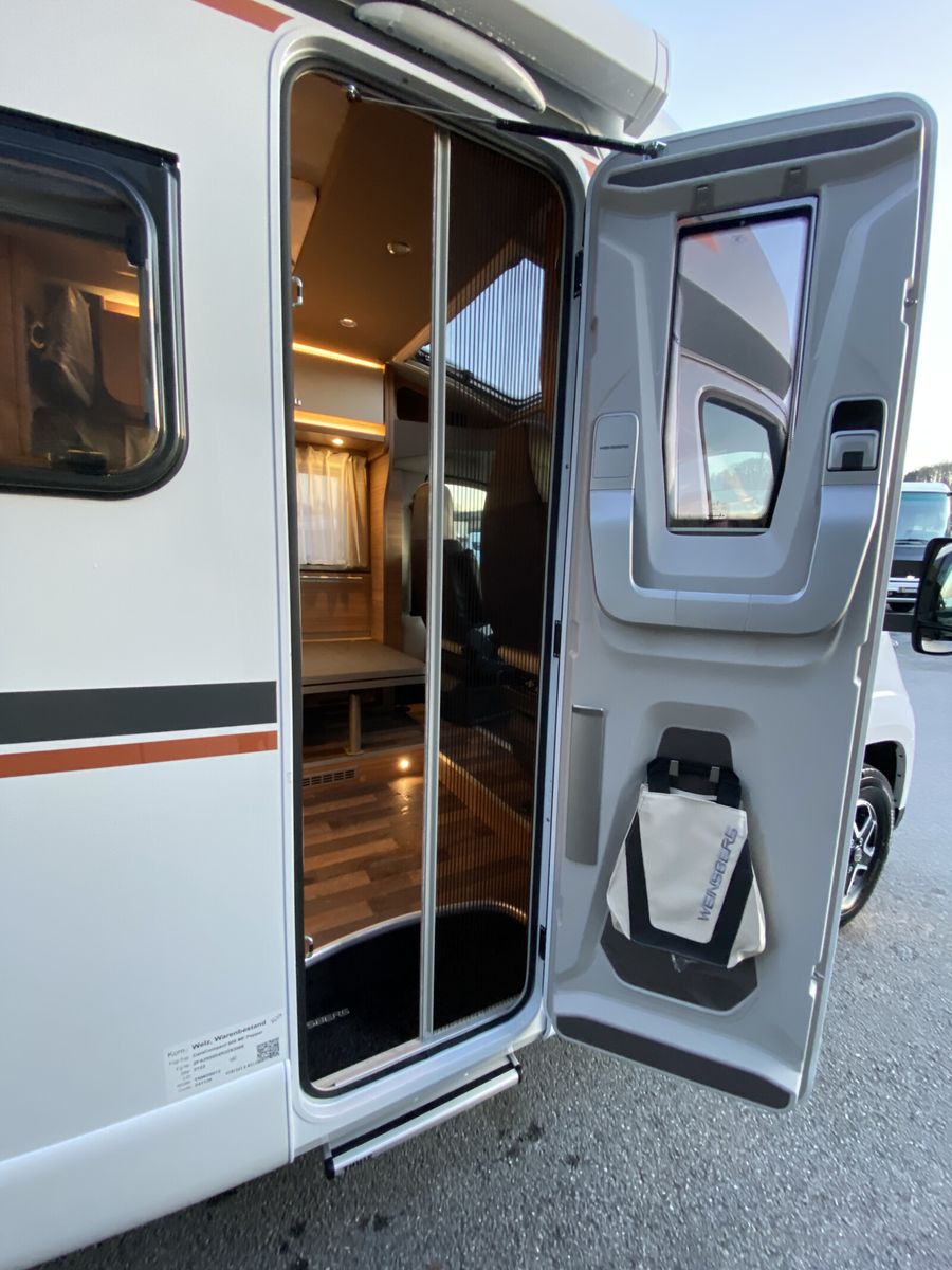 Fahrzeugabbildung Weinsberg CaraCompact EDITION PEPPER 600 MF Automatik