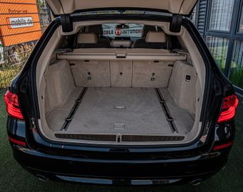 Fahrzeugabbildung BMW 530d Touring|LEDER|PANO|LED|NAVI|AMBIENTE