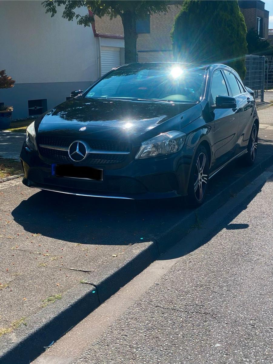 Mercedes-Benz A 180
