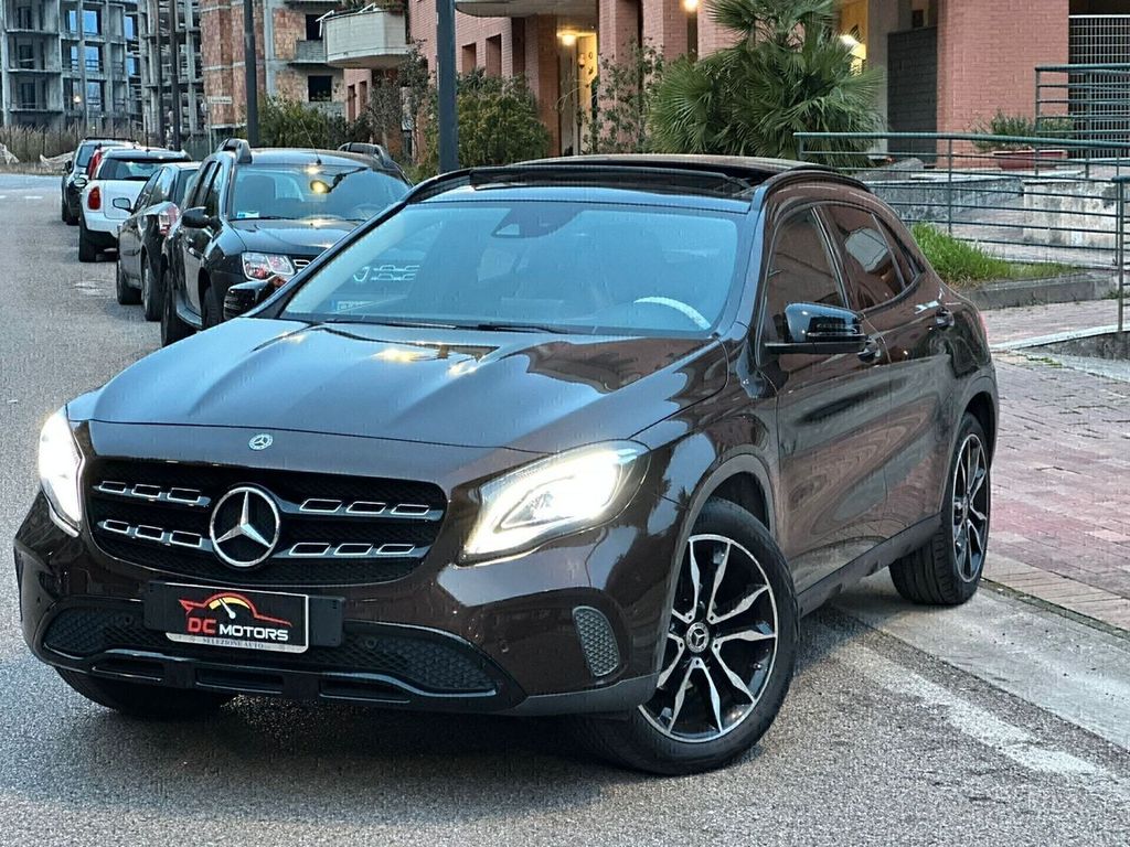 Image of Mercedes-Benz GLA 200