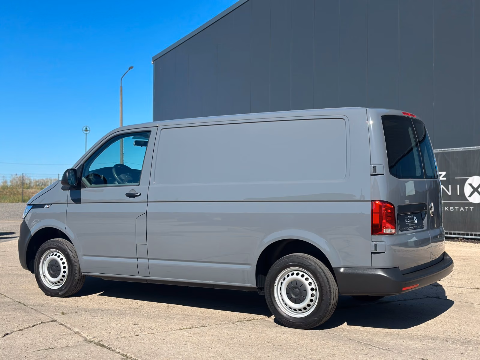 Volkswagen T6 Transporter T6.1 Transporter Kasten 1.Hand wenig KM, миниатюра 7