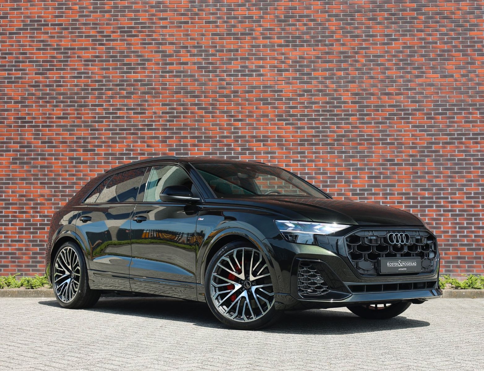 Audi Q8 60 TFSIe Quattro | Exclusive - Voll!