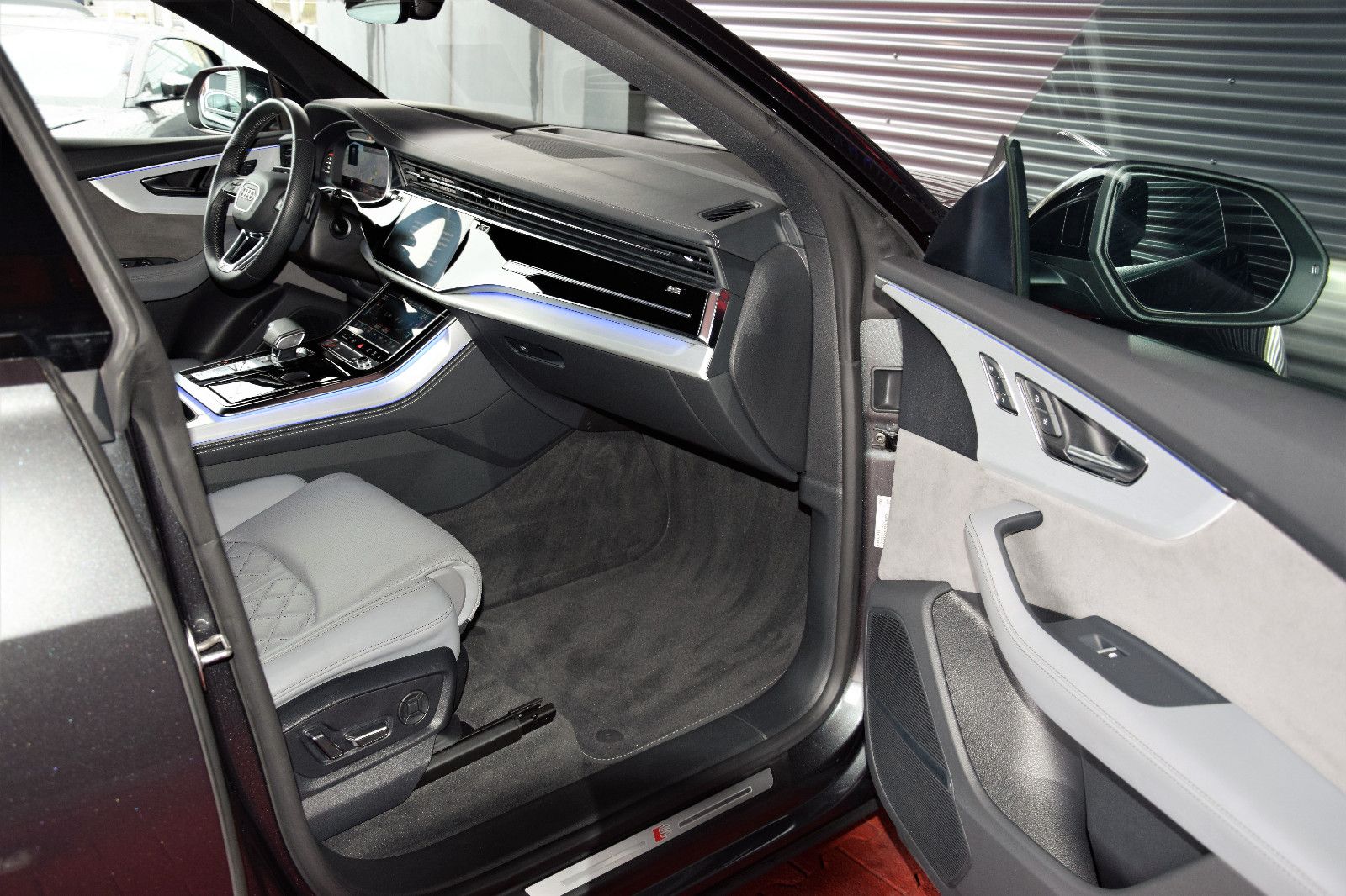 Fahrzeugabbildung Audi SQ8 4.0 TDI quattro Pano Sitzlüft Nachts.ACC B&O