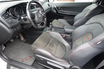 KIA pro cee'd / ProCeed - 10