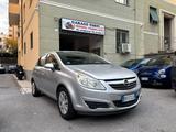 Opel Corsa 1.0 12V 5 porte Enjoy FRIZIONE E DIST - Opel Corsa Enjoy mit Benzin-Antrieb