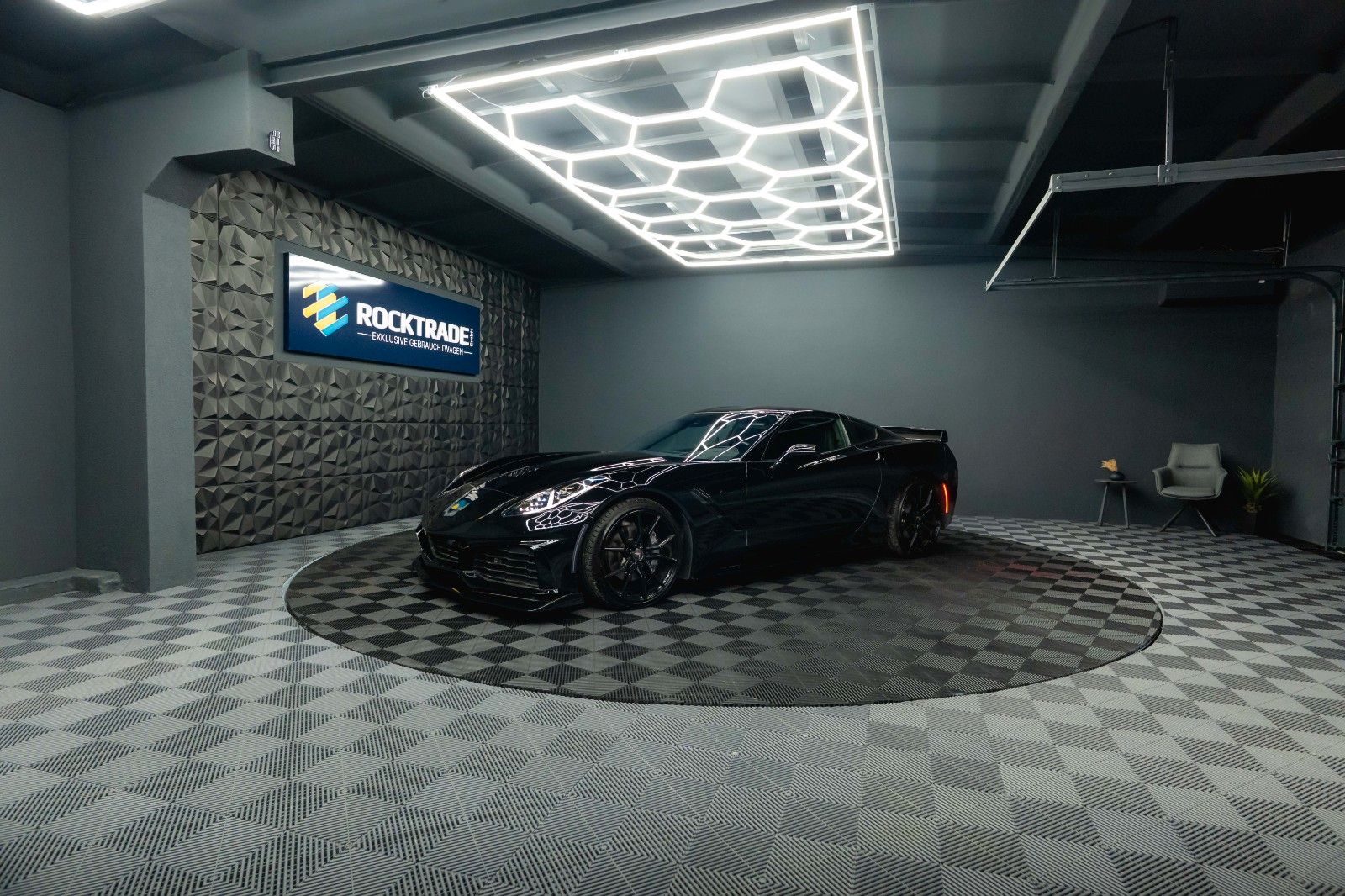 Fahrzeugabbildung Corvette C7 6.2 V8 Stingray 3LT Z06-Design Targa Perform.