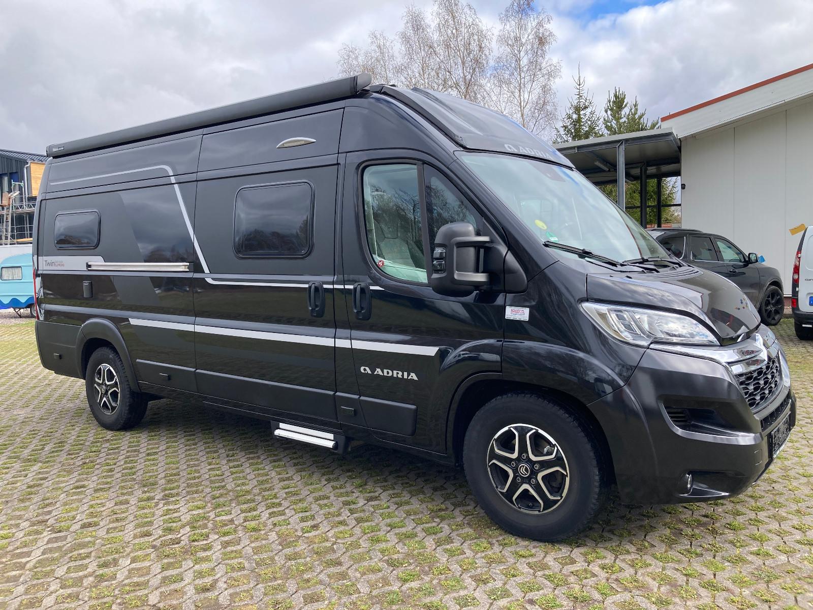 Adria Twin 640 SGX Supreme