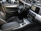 BMW 520d TOURING+HuD+H/K+DA+PA+LHZ - BMW 520