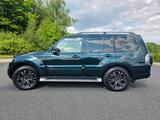 Mitsubishi Pajero Instyle 3,2 DI-D V80 4WD... - Mitsubishi Pajero in Duisburg
