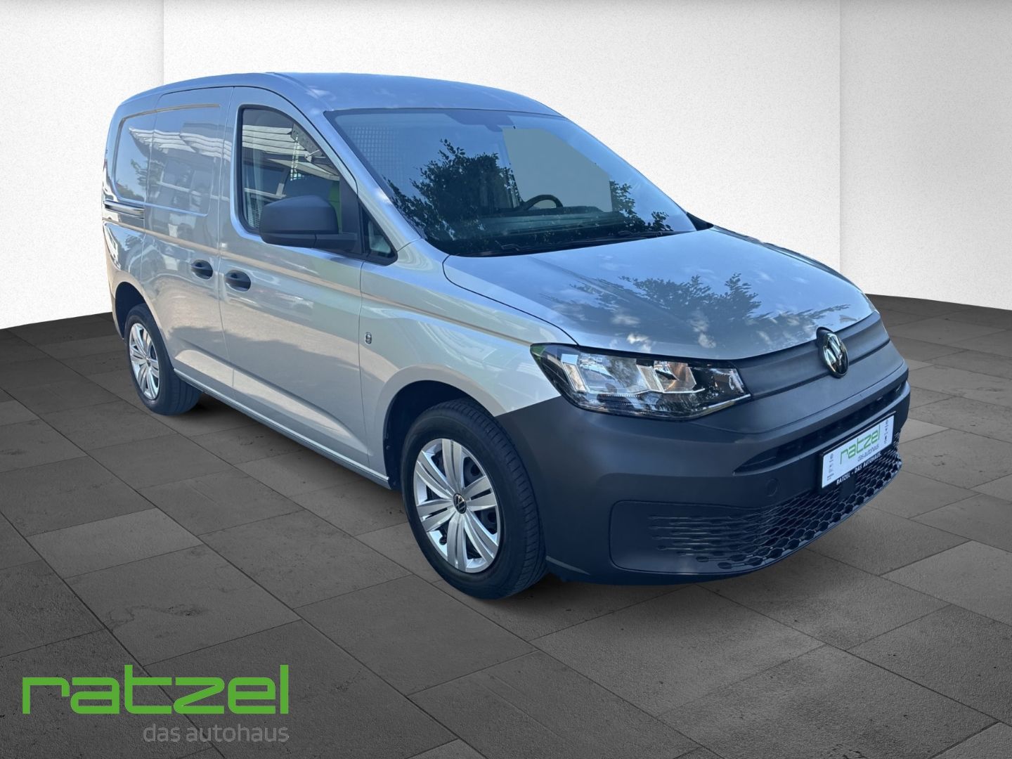 Fahrzeugabbildung Volkswagen Caddy Cargo Kasten 4MOTION AHK Navi WLAN